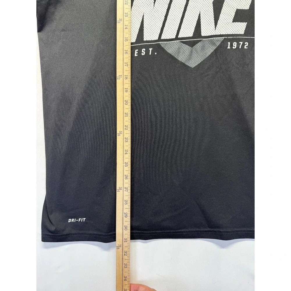 Nike Dri Fit Athletic Training Top Mens‎ 2XL Black White Spellout Logo Crew Neck